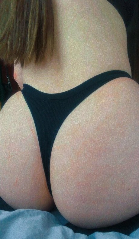 youngluvr art star img