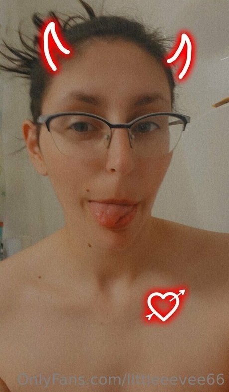 littleeevee66 pornographic star gallery