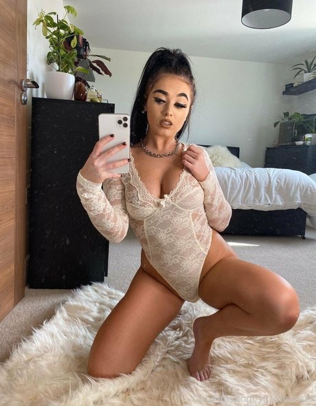 buffbandittfree nude model picture