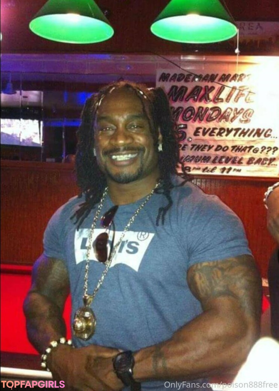 toolsfreepage beautiful model img