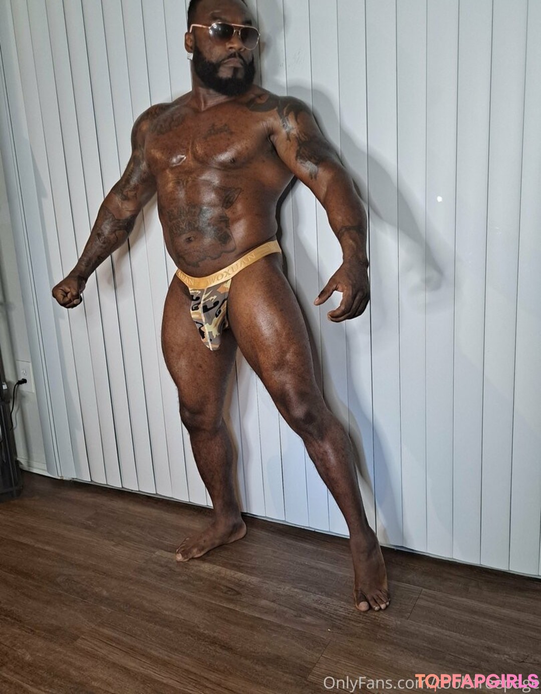 toolsfreepage nudes star photo