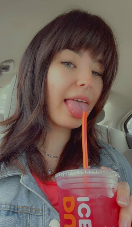 copiekat8 pretty actress image