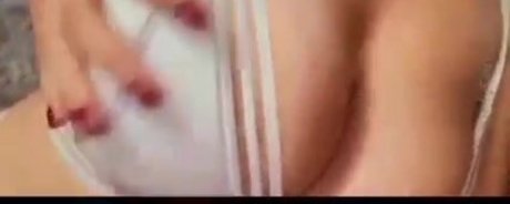 Arpa Roy model xxx photos