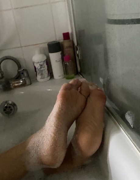 mistresssophiasahara model erotic pictures