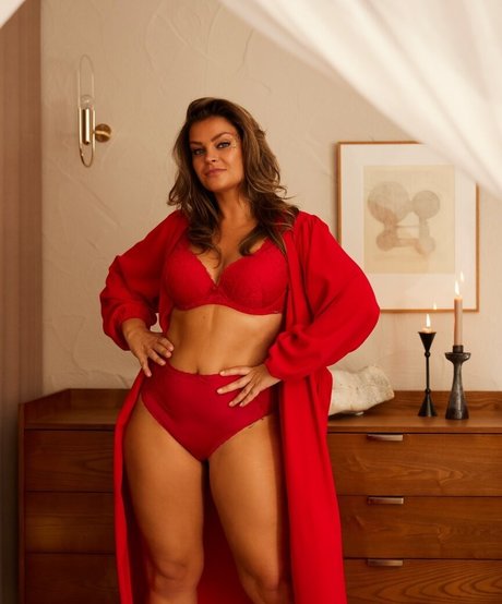 Miljuschka pornstar art pictures