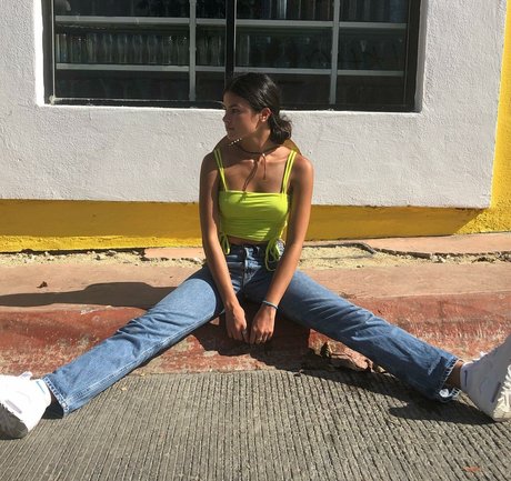 Jalynn Irwin star naked img