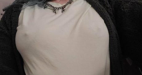 quinnpeaks erotic pornstar archive