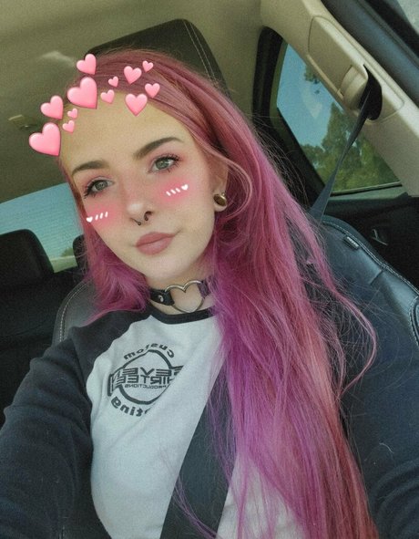 lilydarkofree model beautiful photo