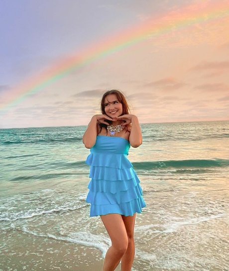 Ester Dobrik model high quality image