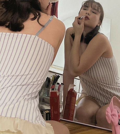 Ester Dobrik nice model gallery