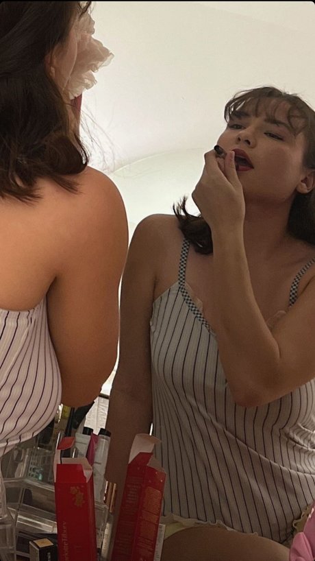 Ester Dobrik exclusive actress gallery