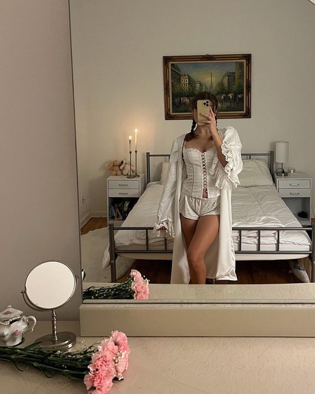 Ester Dobrik star sexy archive