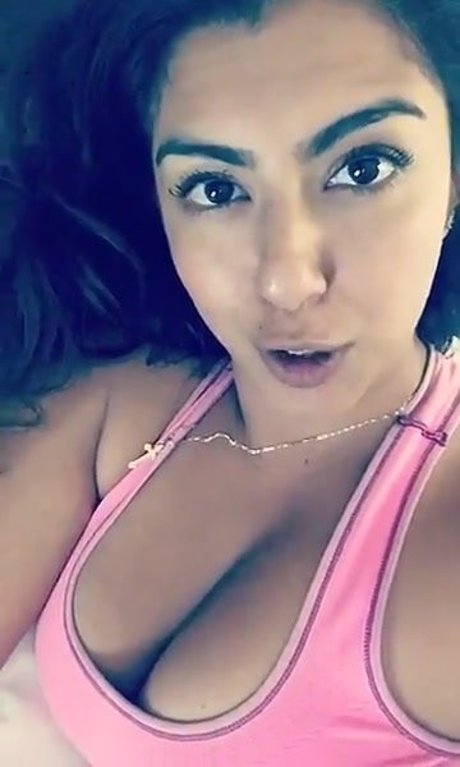 Gia Fey star erotic pic