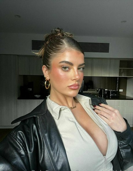 lanemeredithfree star top photo