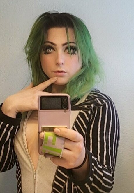 xdannix model naked pics