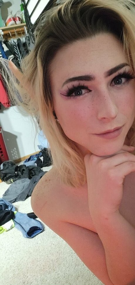 xdannix naked star pics