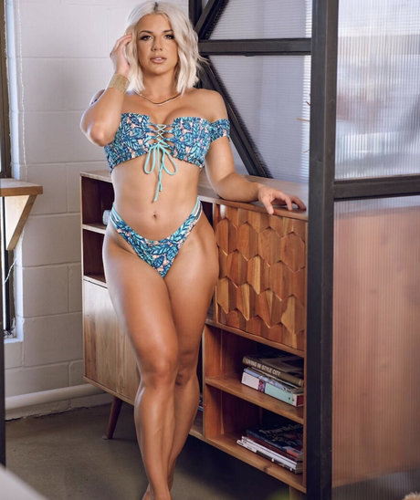 Asha Coulthard model free photos