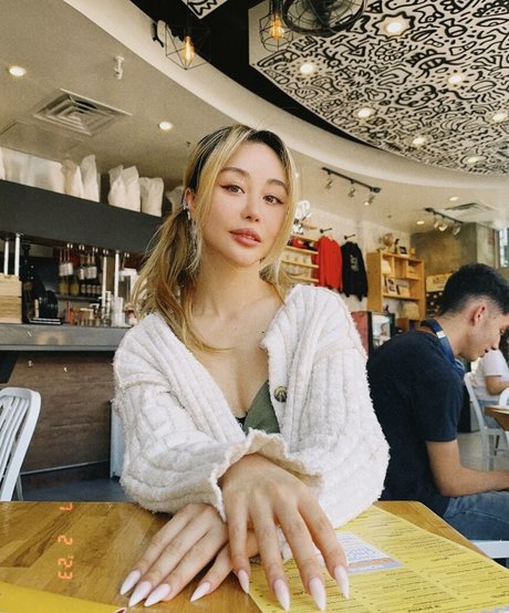 Wengie porn actress pictures