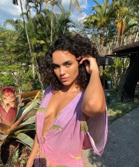 Giovana Cordeiro pornstar nice archive