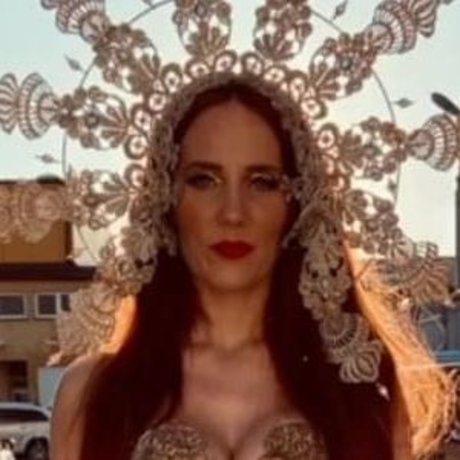 Simone Simons model beautiful image