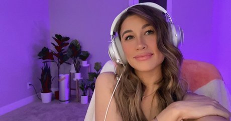 Femsteph nude actress pics