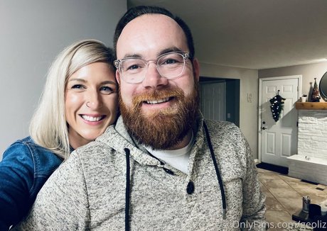 geoliz adult model photos