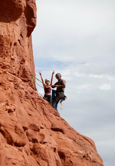 knotty by nature model hd picture