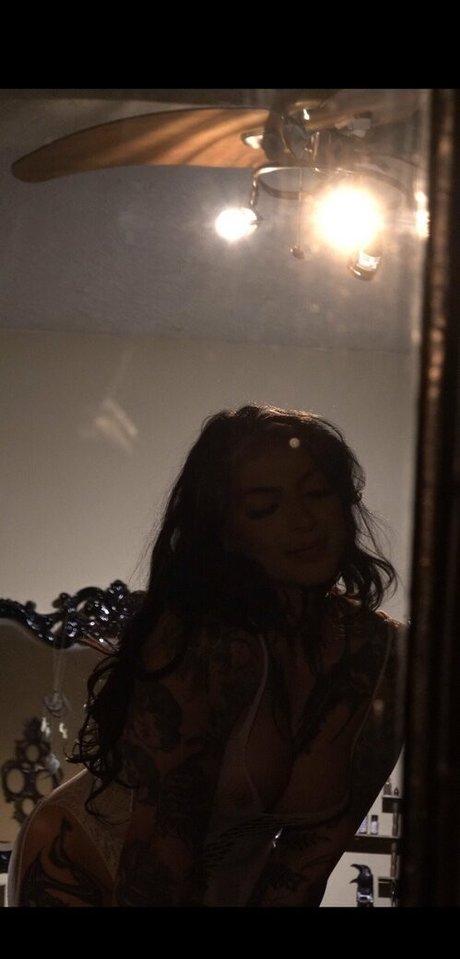 sinnersafina model free photo