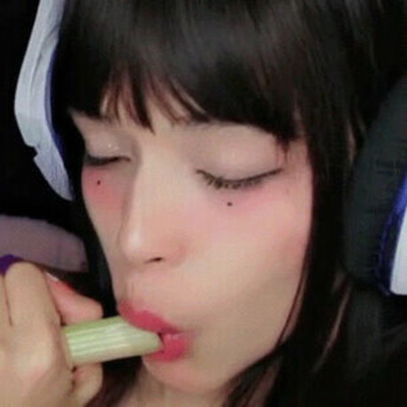 CristalU__U sex actress archive