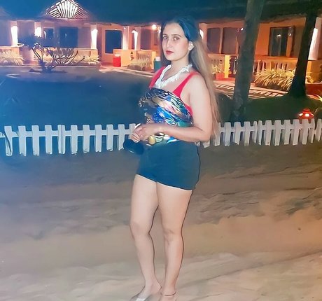 Aniza Hazel porn model photos