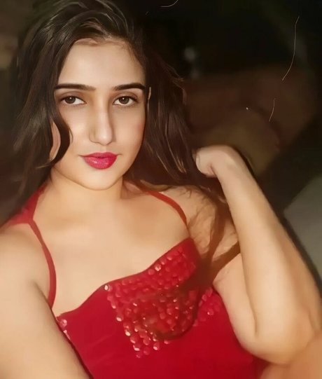 Aniza Hazel model beautiful picture