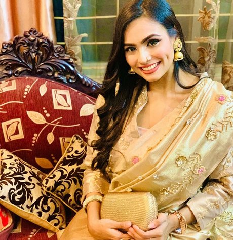 Umme Zamilatun Naima erotic star images