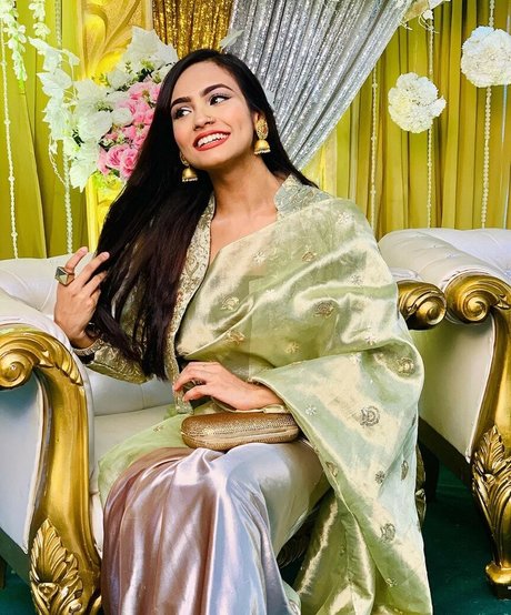 Umme Zamilatun Naima beautiful star photos