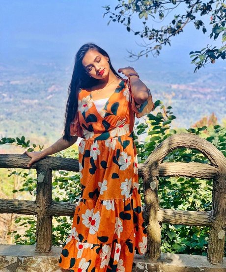 Umme Zamilatun Naima erotic actress images