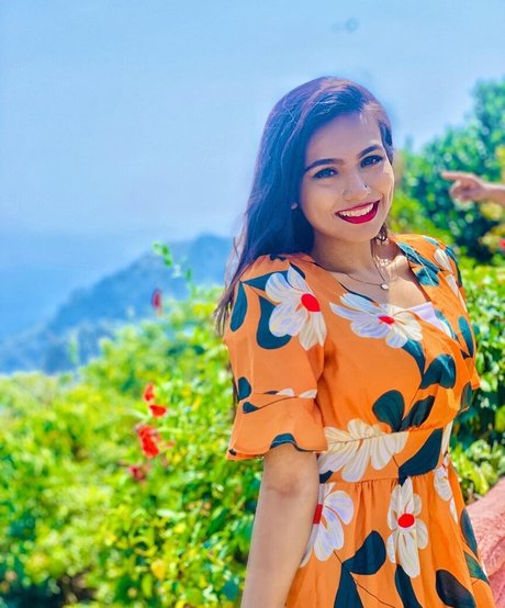 Umme Zamilatun Naima adult model images