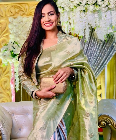 Umme Zamilatun Naima beautiful model pic