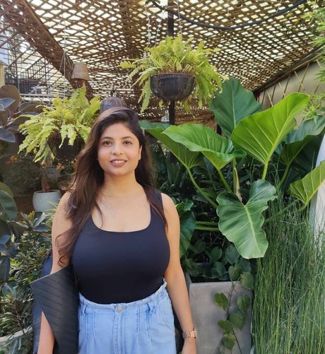 Tassels and Trails pornstar hd gallery