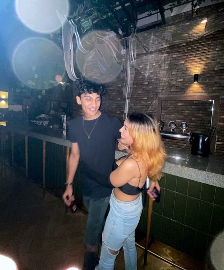 tvishagulatii free model gallery