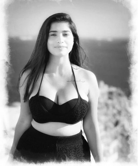 Pratika Sood pornstar nudes picture