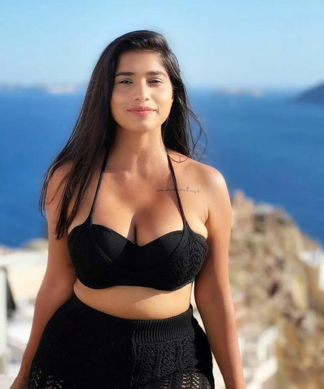 Pratika Sood naked pornstar gallery