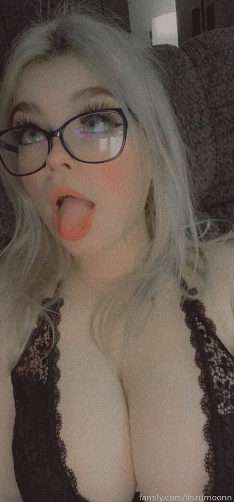 itsrumoonn star hd pic