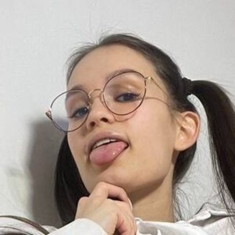 Swee tgirl perfect model images