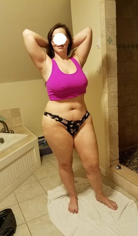 myprettywifesfeet pornographic actress archive