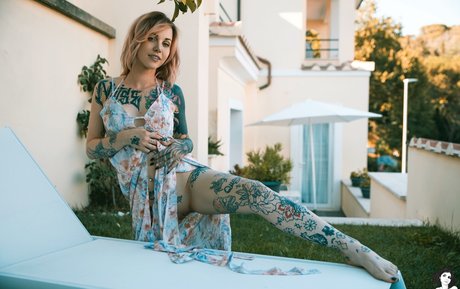 Ninaq exclusive model photos