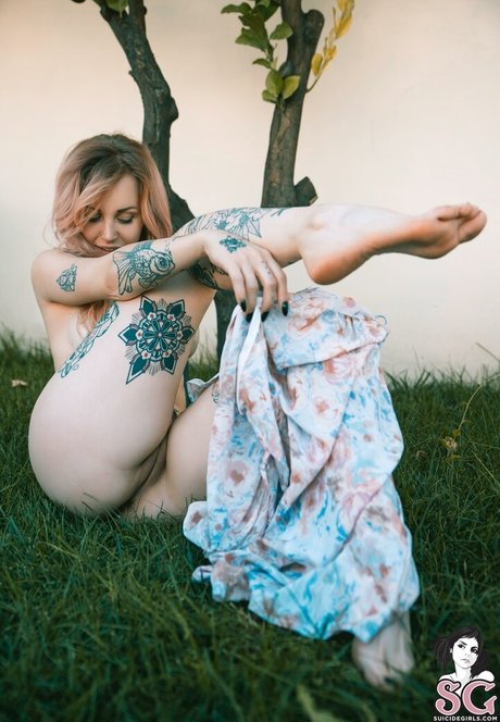 Ninaq beautiful model pics