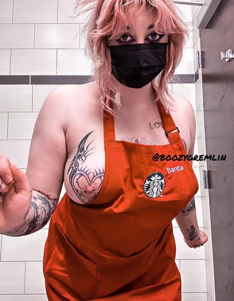 BoozyGremlinx exclusive model img