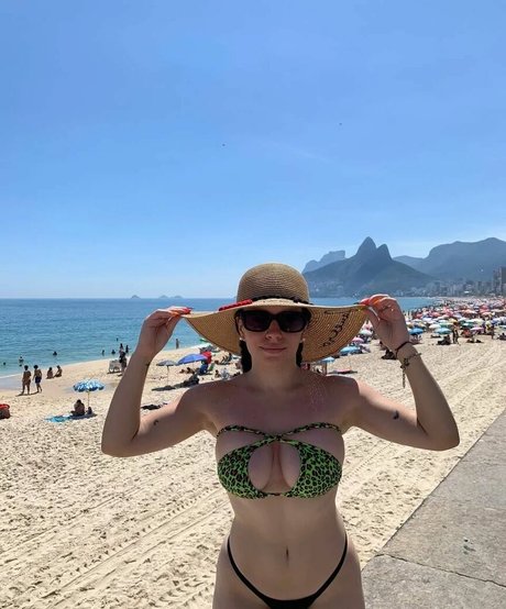 gcsmiss art pornstar images