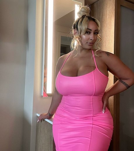 busty mom onlyfans adult archive