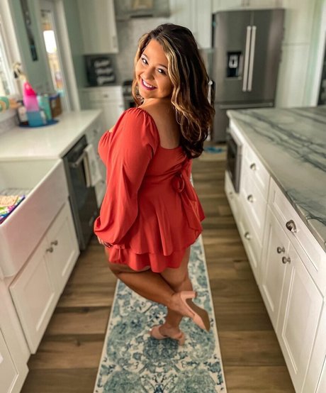 Brittney Lynn Vozar star naked picture