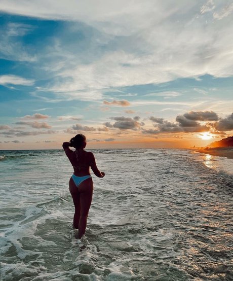 Mary Chapman Morrow star high quality photo